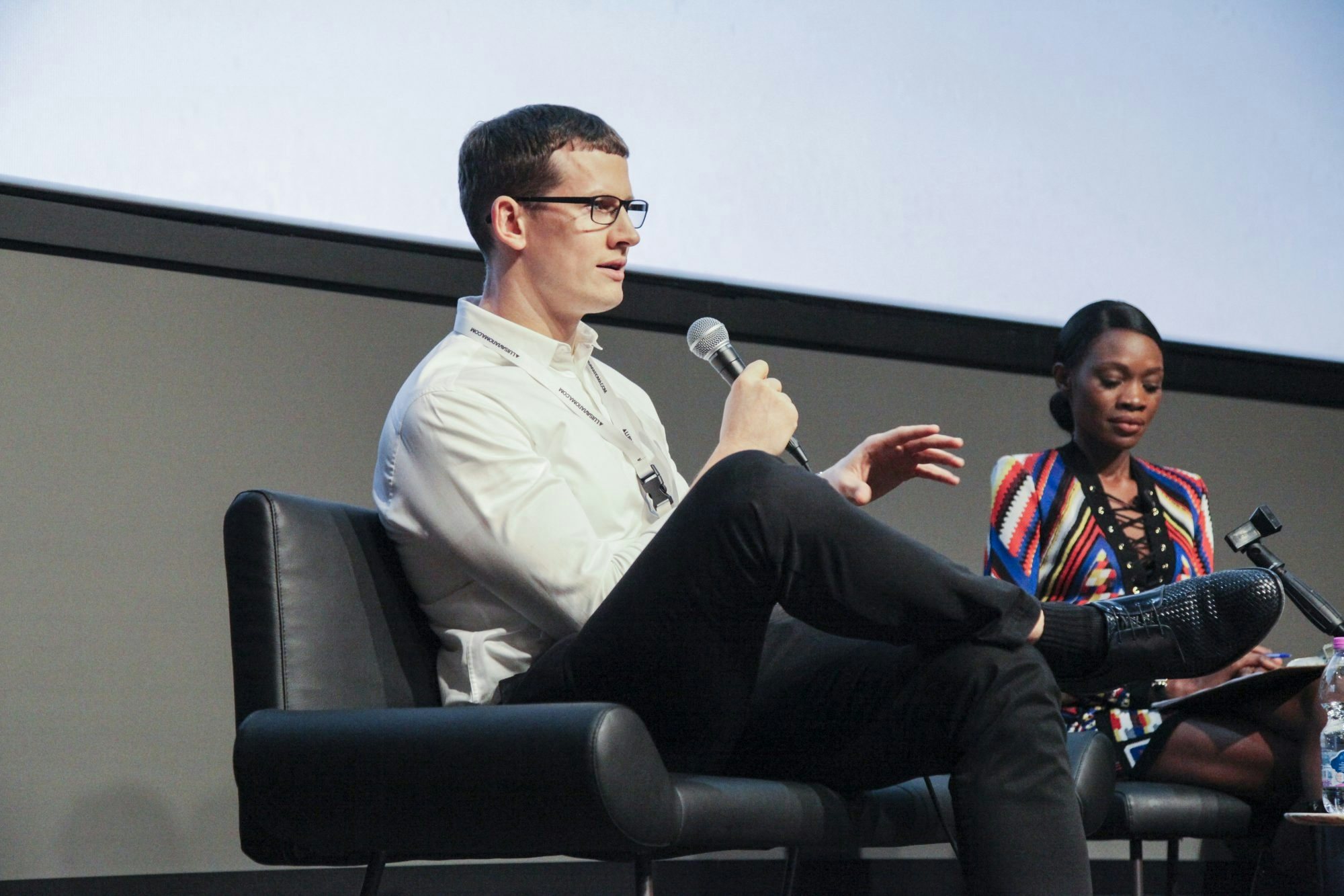 Hannes Ben, Chief International Officer at Forward3D, shares the complexities of cross-border advertising in China at LUISAVIAROMA 3rd Fashion & Technology Summit alongside Sissi Johnson. (Courtesy Photo) 