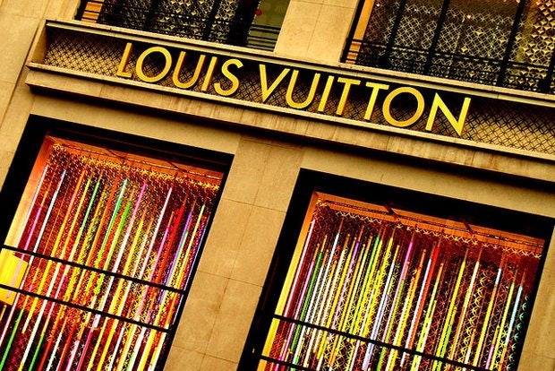A Louis Vuitton shop in Champs Elysee, Paris, which is a popular destination for many Chinese tourists. (Flickr/Antonio Caselli)