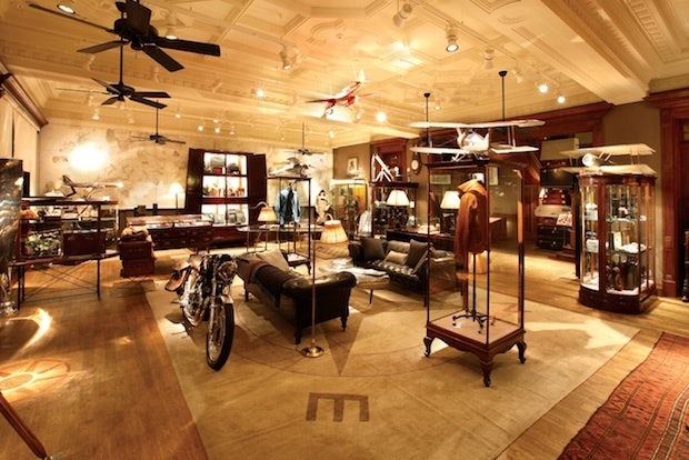 Dunhill opened its first Shanghai "Home" in 2009