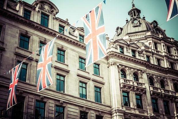 The UK hopes to attract tourists from all over China, including the southwest, to its luxury shopping streets such as Regent Street in London. (Shutterstock)