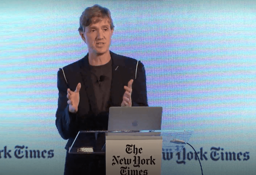 Chief Digital Officer of LVMH Ian Rogers gave a speech at the NYTimes Luxury Conference on Nov. 12 in Hong Kong. Photo: NYtimes