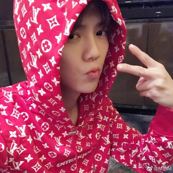 'Little Fresh Meat' actor Luhan kicked off the sale the night before, posting a selfie of himself in a hoodie covered in the LV logo on Weibo. Photo: Luhan/Weibo