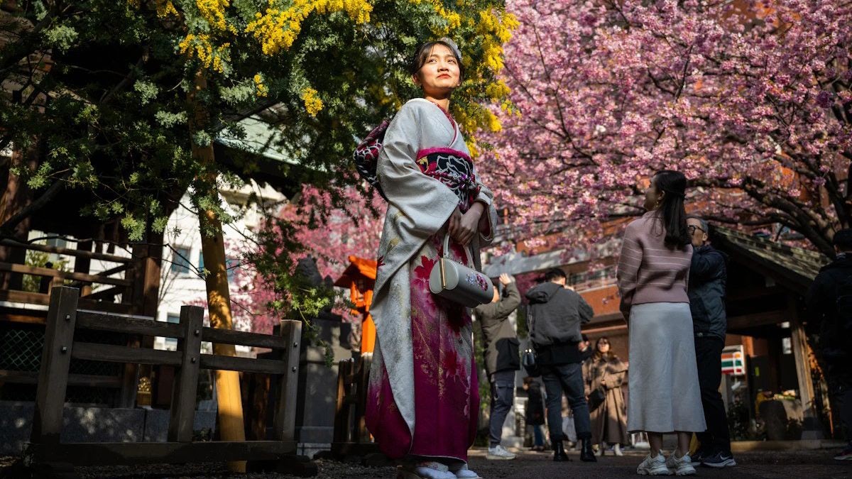 Japan travel searches by Chinese Gen Zers surge over 700%