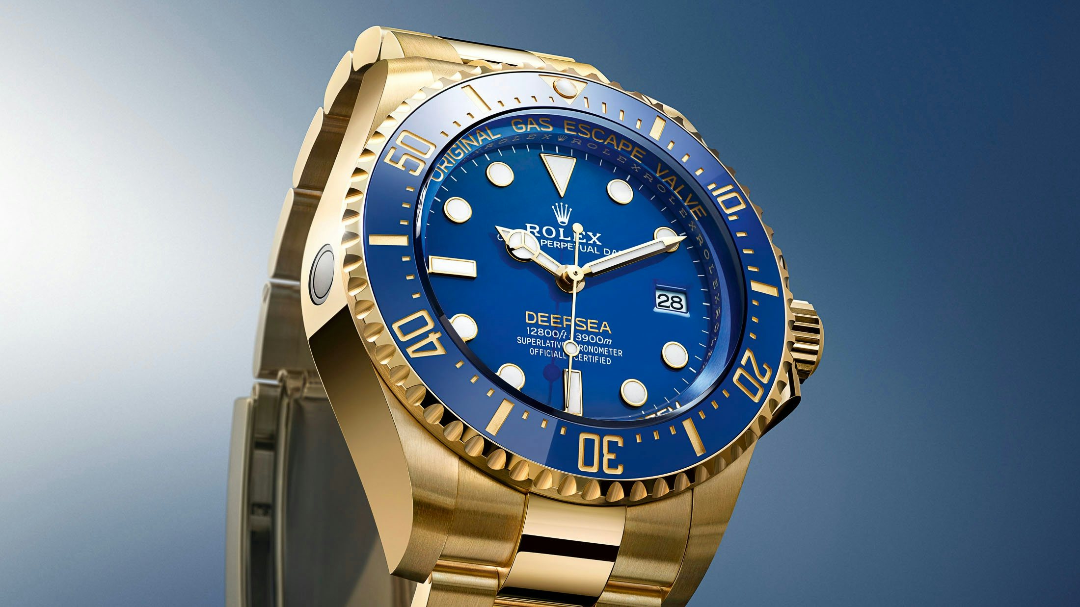 Rolex presents its dive watch in 18 kt yellow gold for the first time. Photo: Rolex