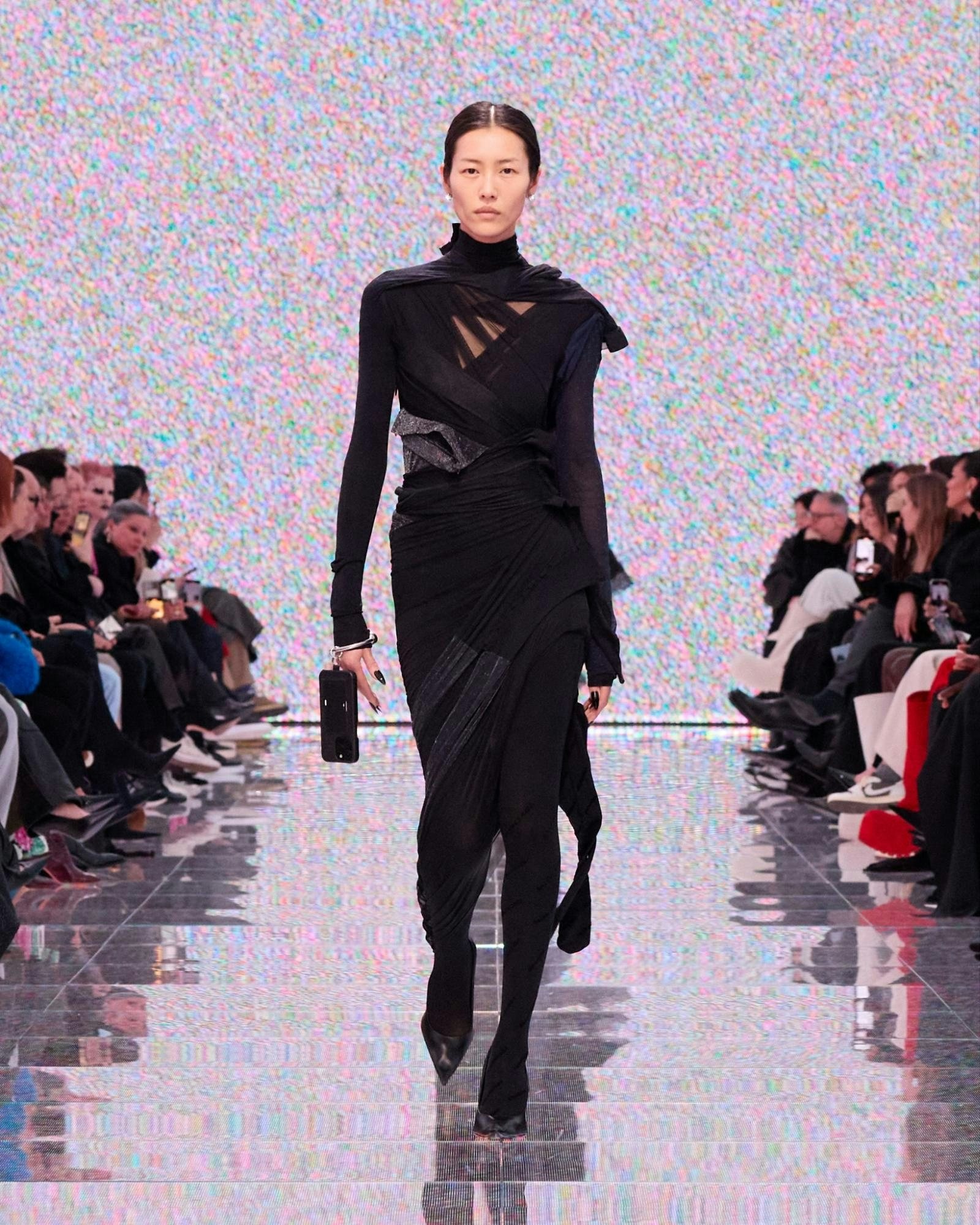 Chinese model Liu Wen wears one of the more elegant looks from the Balenciaga Winter 24 show. Photo: Balenciaga