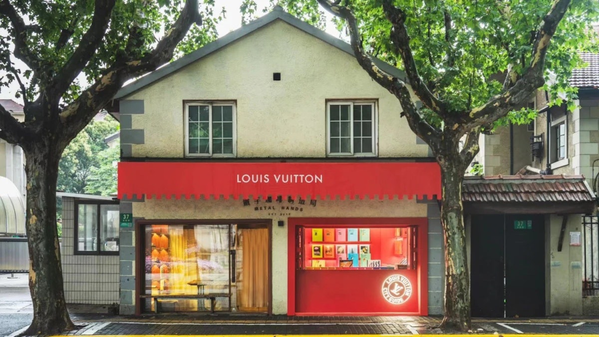 Louis Vuitton targets middle-class consumers through cafes, celebrity ambassadors, collaborations, and pop-ups. Image: Louis Vuitton