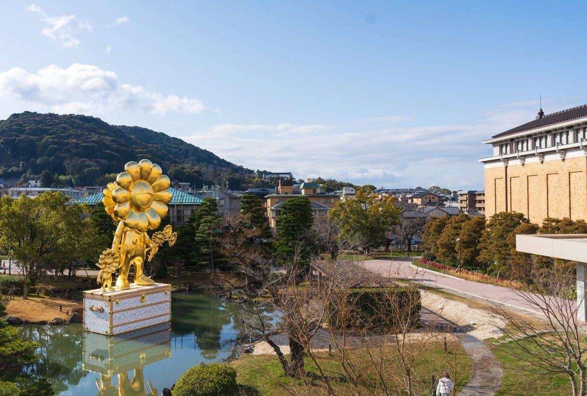 Louis Vuitton and Takashi Murakami’s “Flower Parent and Child” installation landed in Kyoto in March 2024. Image: Kyocera Museum of Art