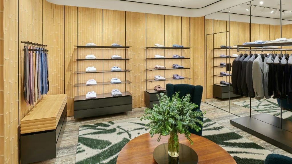 Brioni's boutique in Chengdu decorates the walls with bamboo. Photo: Brioni's Weibo