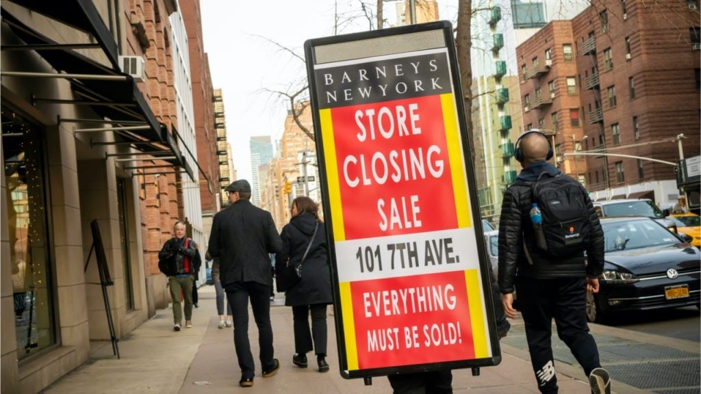 Barneys New York’s liquidation sales during its last days gave a glimpse of the dismal outlook of American department store owners. Photo: Shutterstock