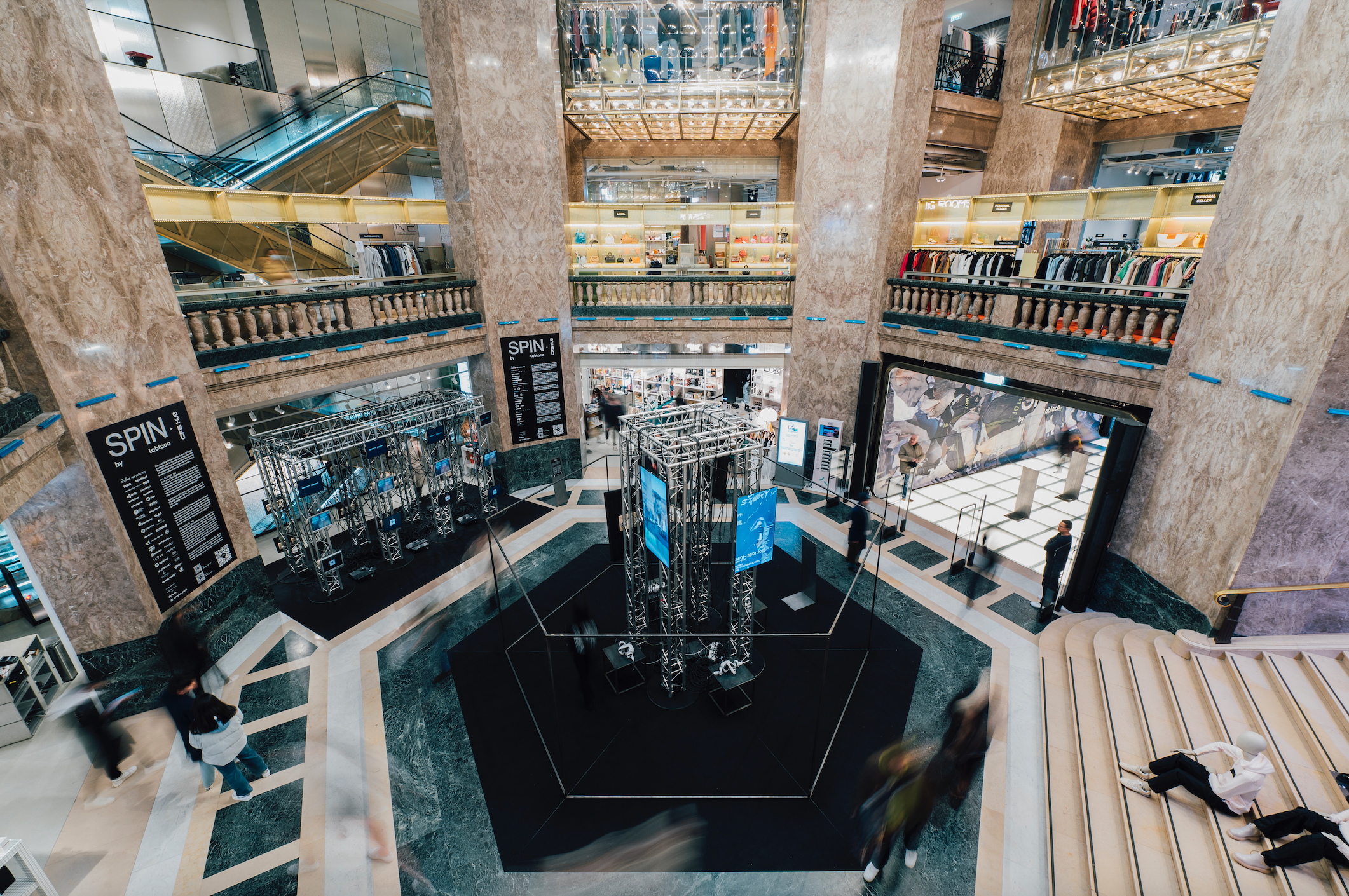 The next-gen retailer has transformed one of fashion’s most iconic department stores into a mixed-reality spectacle to celebrate Web3’s revolutionary impact on the industry. Photo: Lablaco.