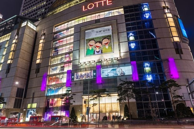 Lotte's duty-free department store in Seoul is incredibly popular with Chinese shoppers. (Shutterstock)