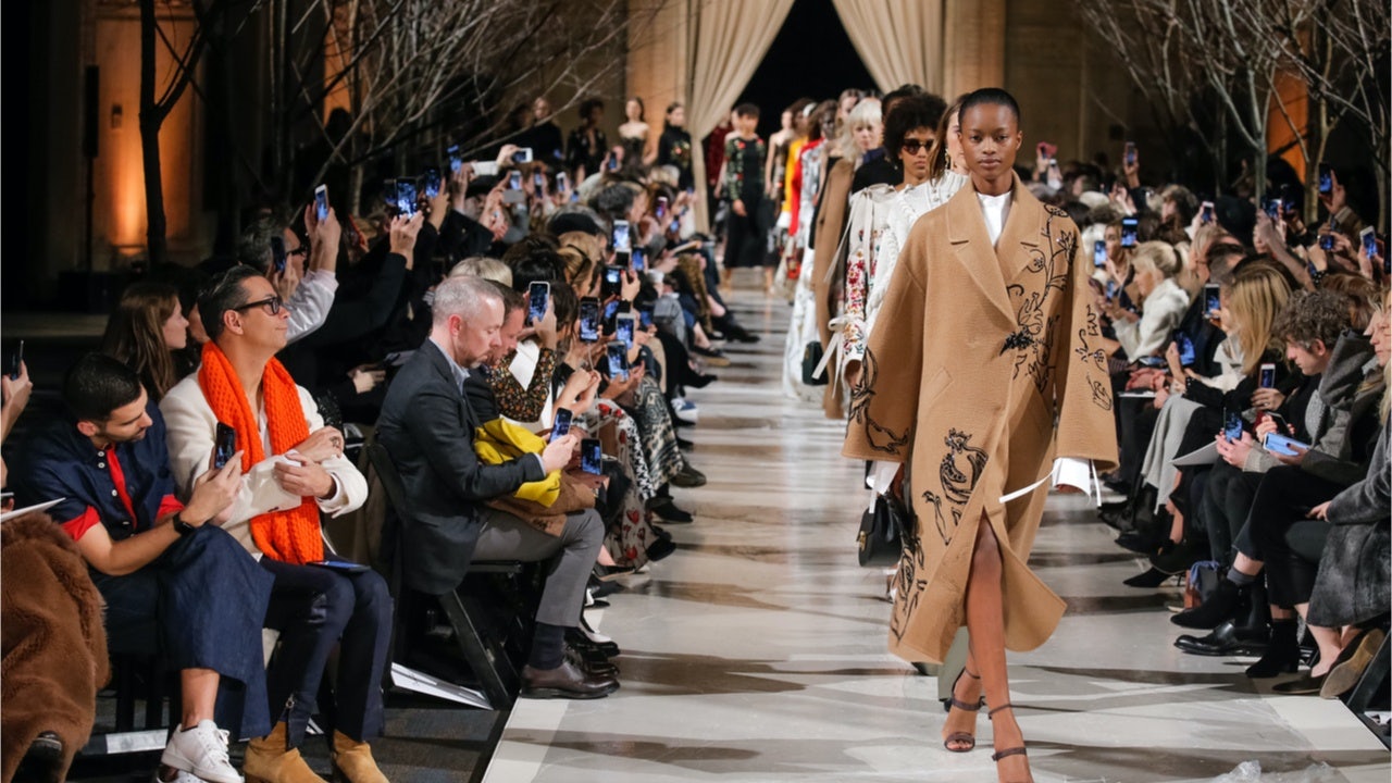 As a host of established brands skip New York Fashion Week Spring-Summer 2021, young brands have filled the void. Photo: Shutterstock 