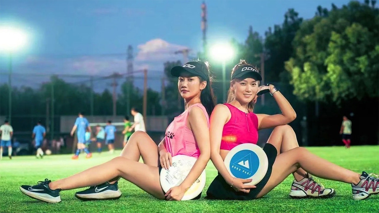 The rising popularity of niche sports means a new word is trending on China’s social media: "frisbee socialite," an influencer who plays to pose. Photo: Xiaohongshu
