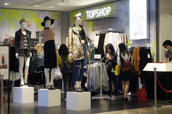 The new Topshop location at Galeries Lafayette in Beijing. (China Daily)