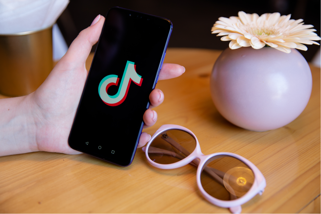 Short-video platforms like Douyin will collaborate with JD.com to promote the upcoming "618" shopping festival. Photo: Shutterstock