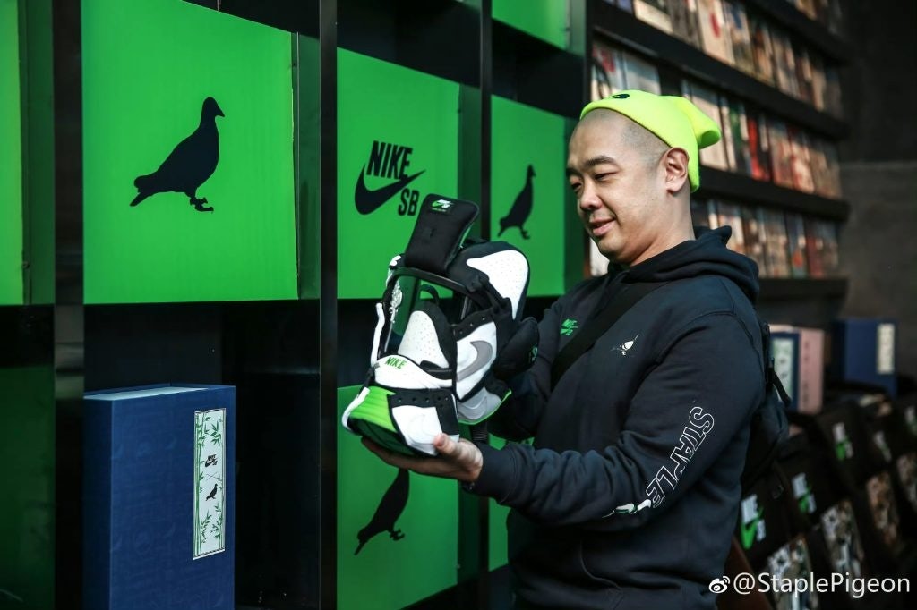 Jeff Staple released the Nike SB Dunk Panda Pigeon in Chengdu in 2019. Photo: Staple Weibo