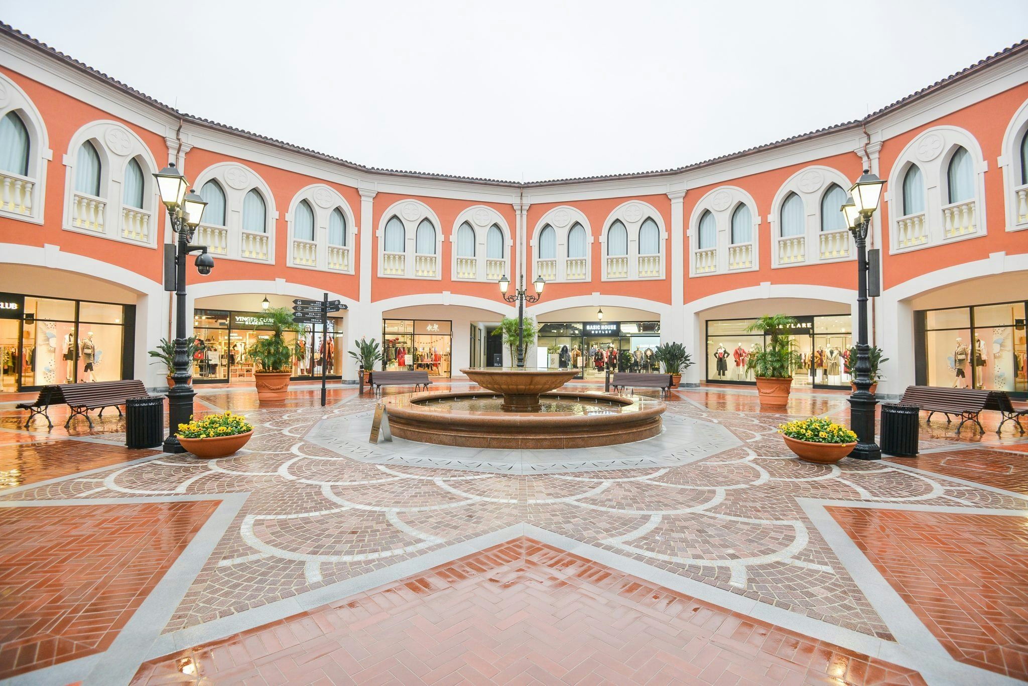 Florentia Village is a Chinese outlet mall for Italian luxury brands. Photo: Florentia Village