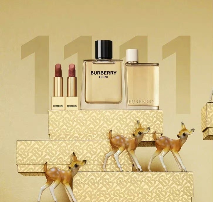 Burberry spotlighted its makeup and fragrance products during Singles' Day 2021. Photo: Burberry