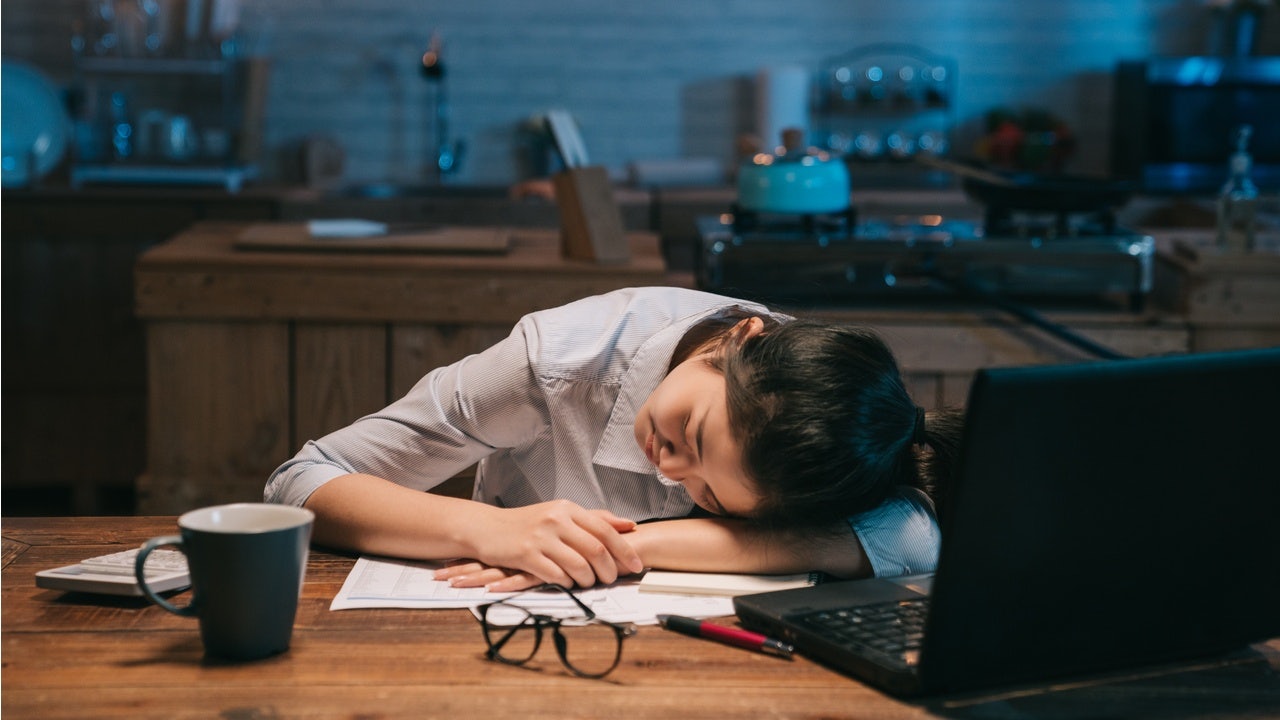 Chinese employees are protesting “996” culture again with a campaign that compiles the working hours of the country’s biggest firms, showing that overtime still prevails. Photo: Shutterstock