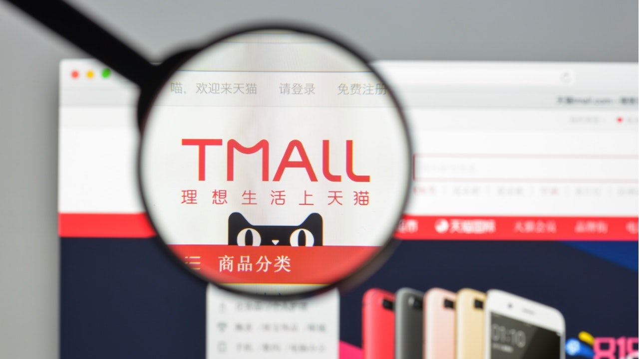 As brands are struggling with inventory amid the COVID-19 crisis, Tmall tapped the luxury outlet business to provide a digital solution. Photo: Shutterstock 