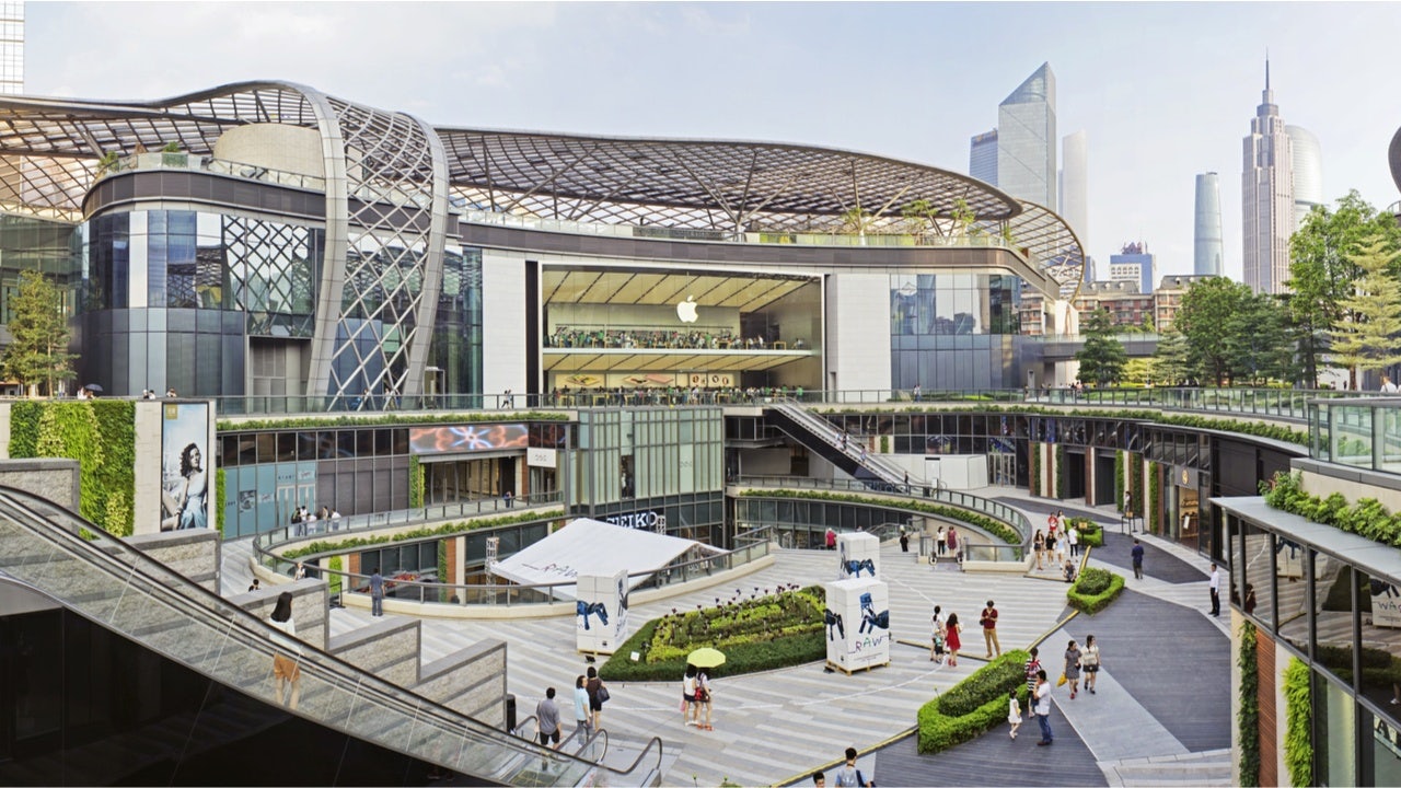 Thanks to smart economic policies and an advantageous location, Guangzhou has become the top shopping choice for most Chinese customers northwest of Hong Kong. Photo: Shutterstock