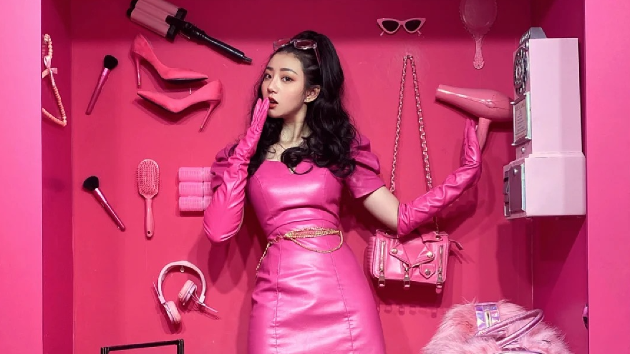 After “dopamine dressing,” Barbiecore has become the next hottest buzzword in China. Here is why the fashion trend is taking off. Photo: Xiaohongshu screenshot