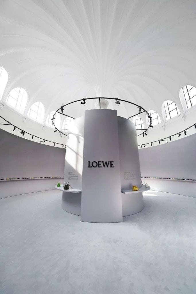 Loewe unveiled a monochrome ceramics-themed exhibition at the ART021 Shanghai Contemporary Art Fair. Photo: Courtesy of Loewe