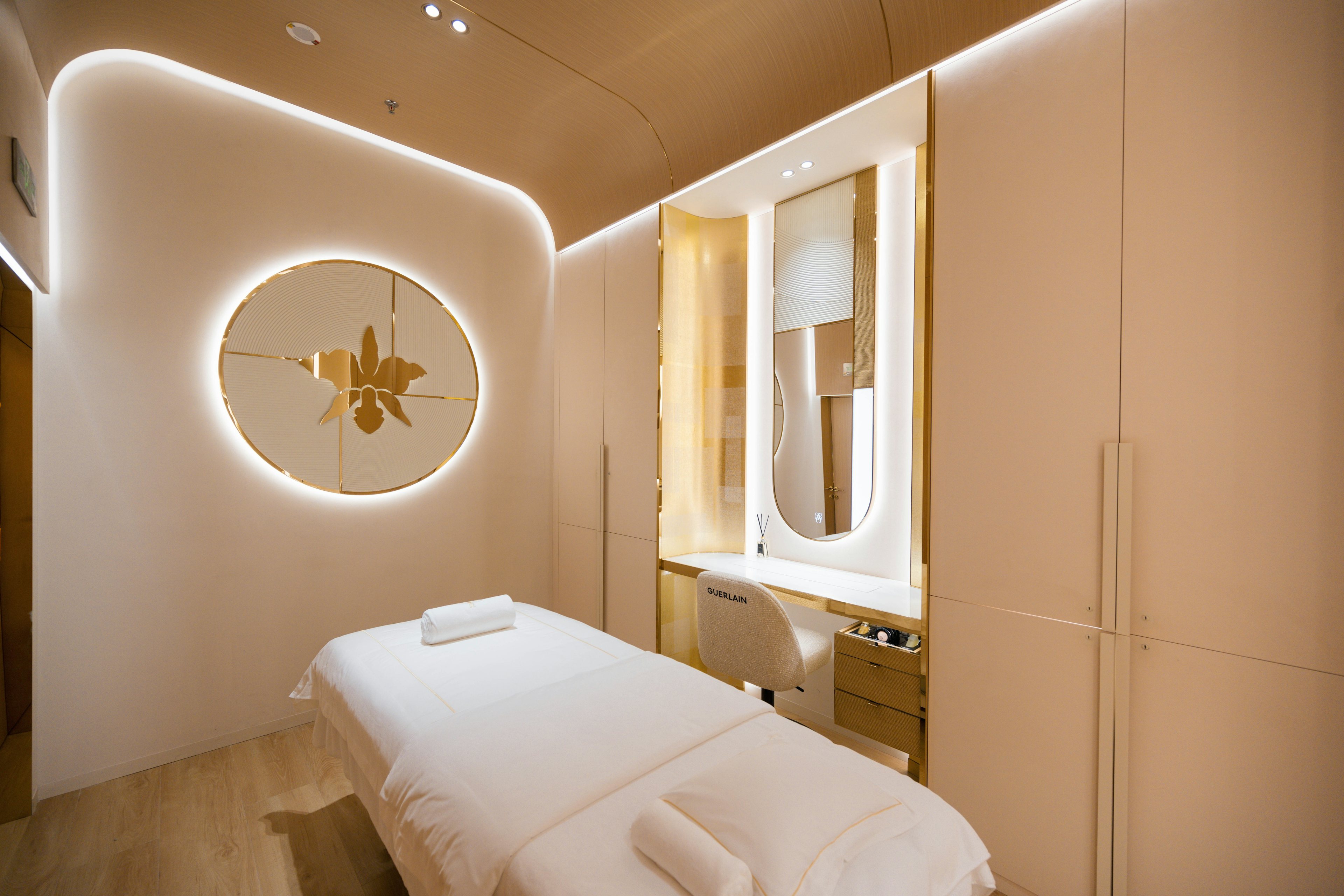 The Ultimate Boutique offers customized spa experiences in dedicated facialist suites. Photo: Guerlain
