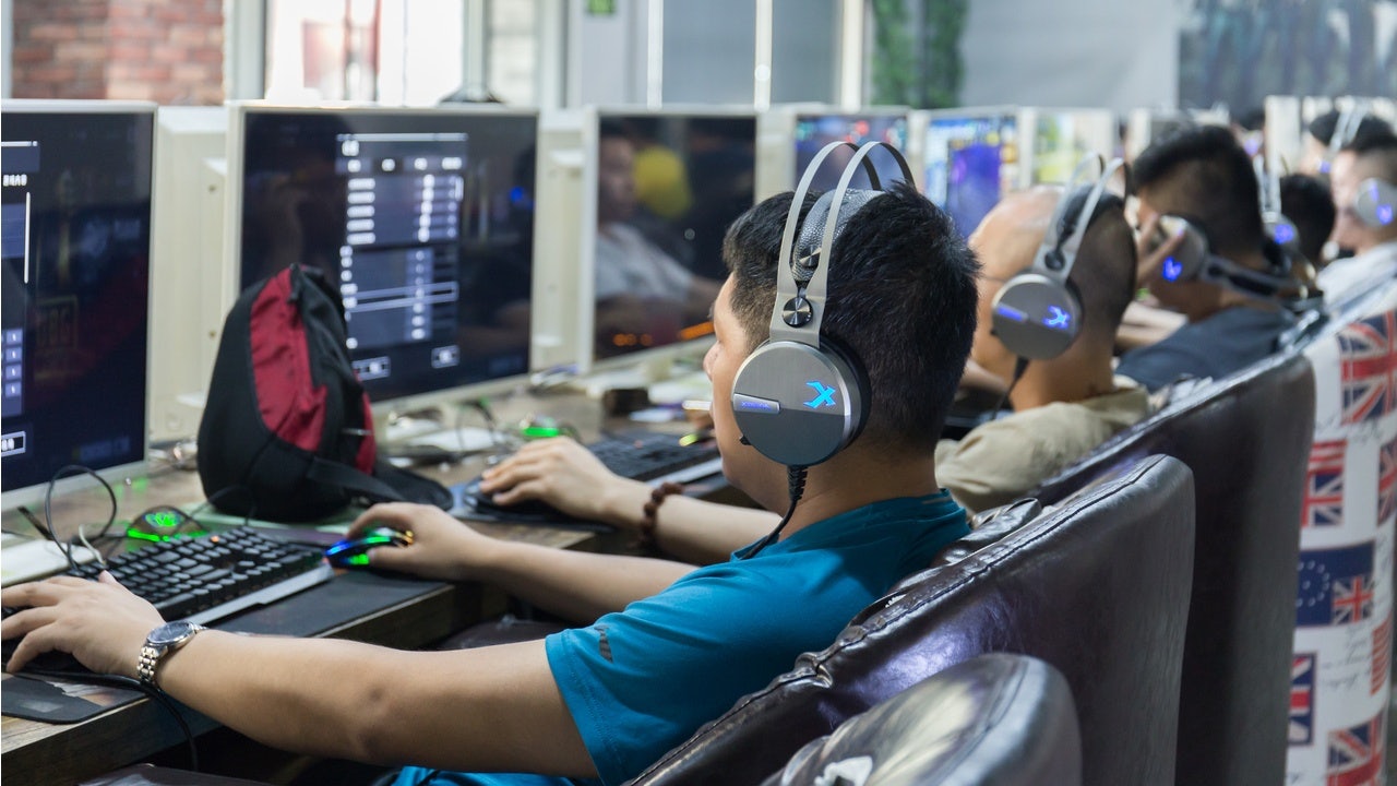 As fashion and beauty brands venture into China’s booming gaming industry, they should be wary of Beijing's increasing crackdowns on its tech giants. Photo: Shutterstock