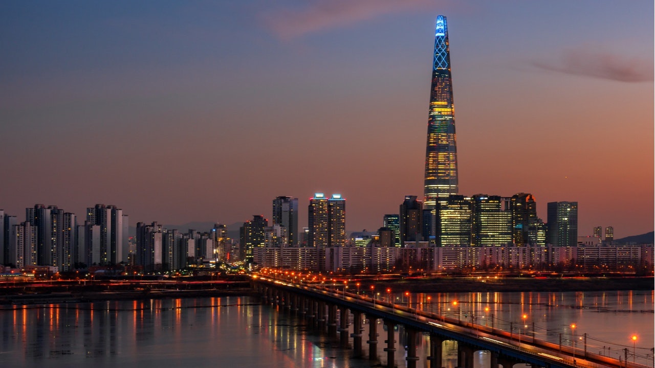 China and South Korea are the two countries that have recovered from COVID-19 the fastest, but their luxury market rebounds look quite different. Photo: Shutterstock