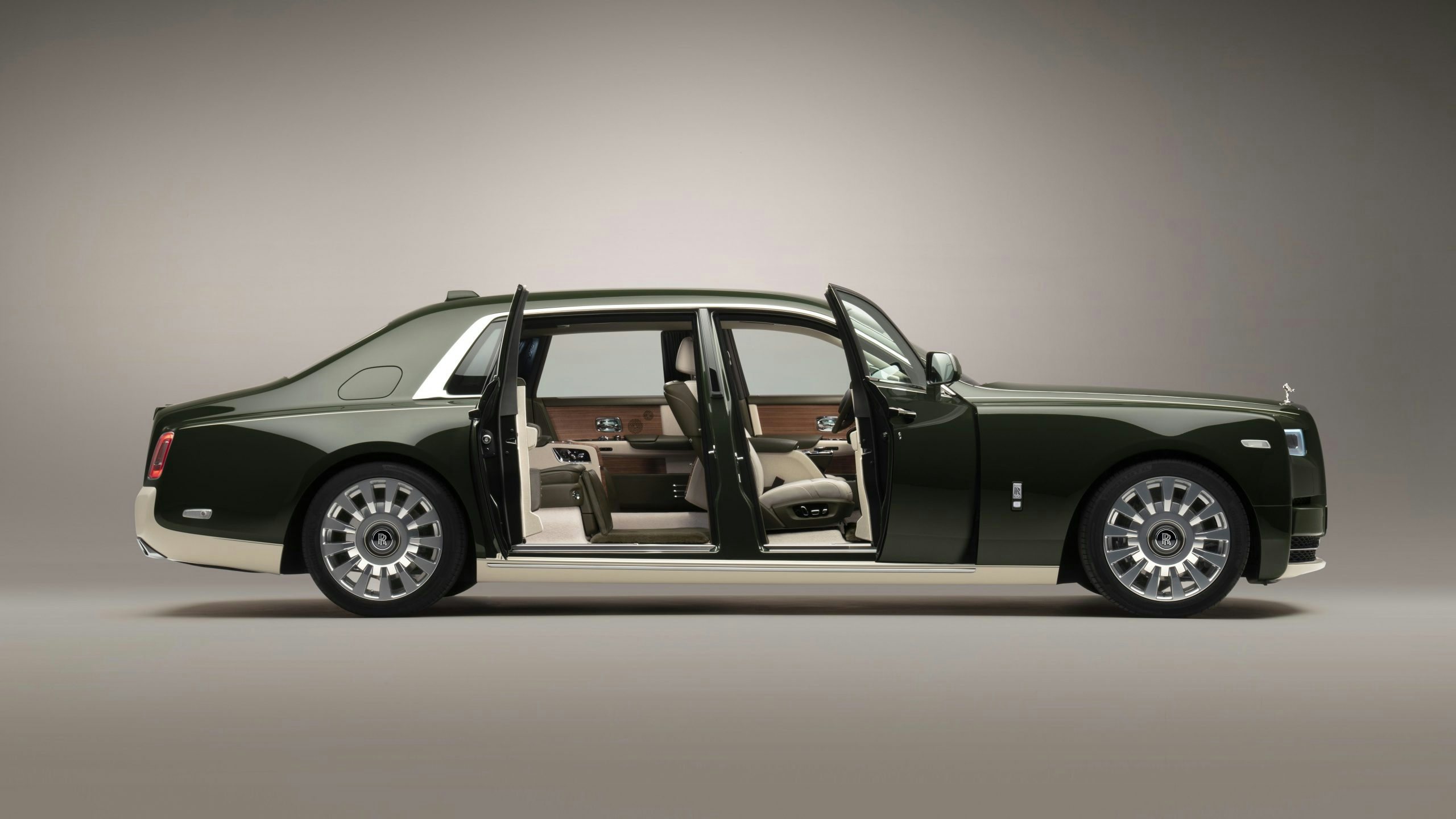 Rarely do two highly influential luxury brands unite to create something truly outstanding, but Rolls-Royce and Hermès have done just that. Photo: Courtesy of Rolls-Royce