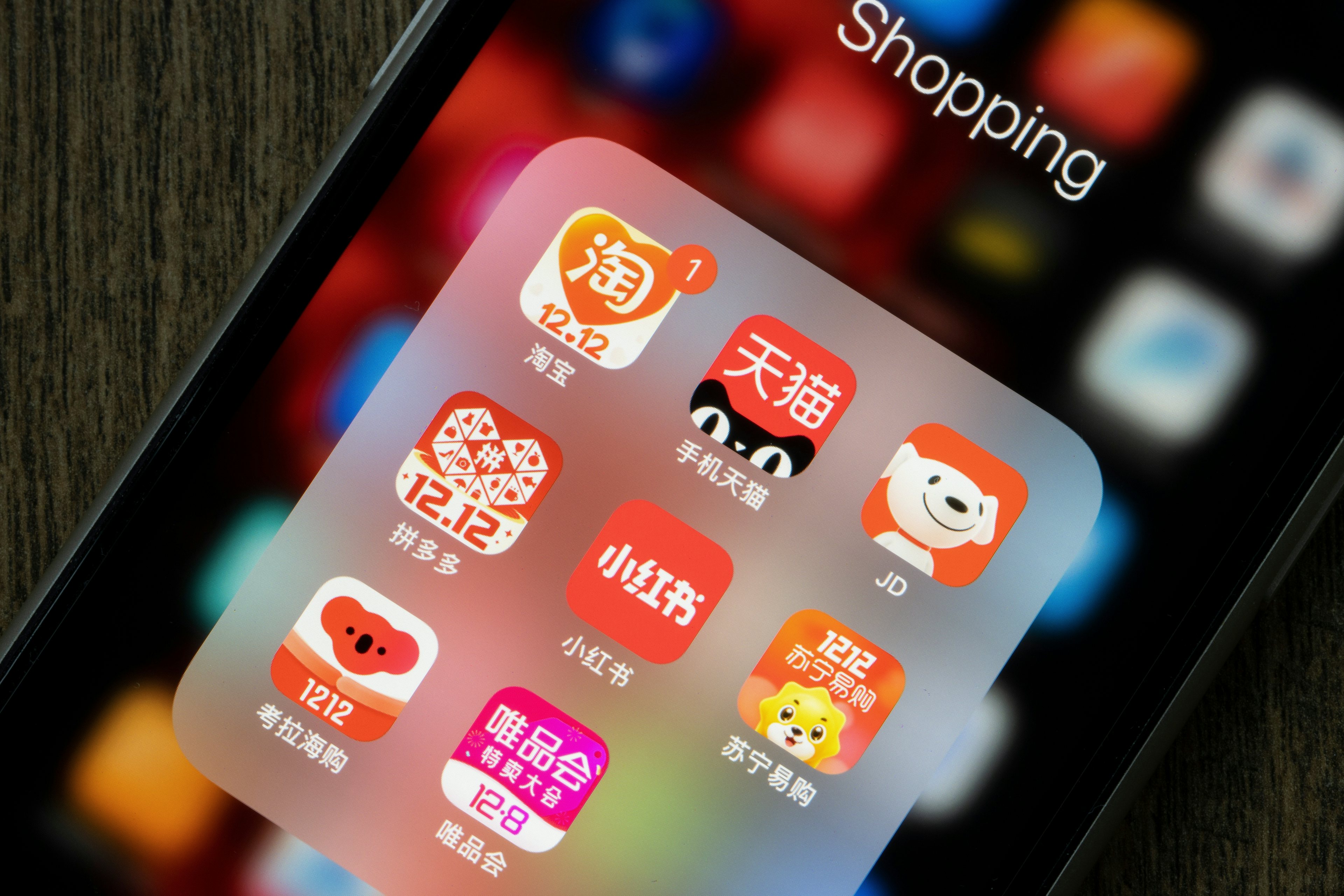 Overseas expansion will propel China's e-commerce giants, forecasts HSBC. Photo: Shutterstock