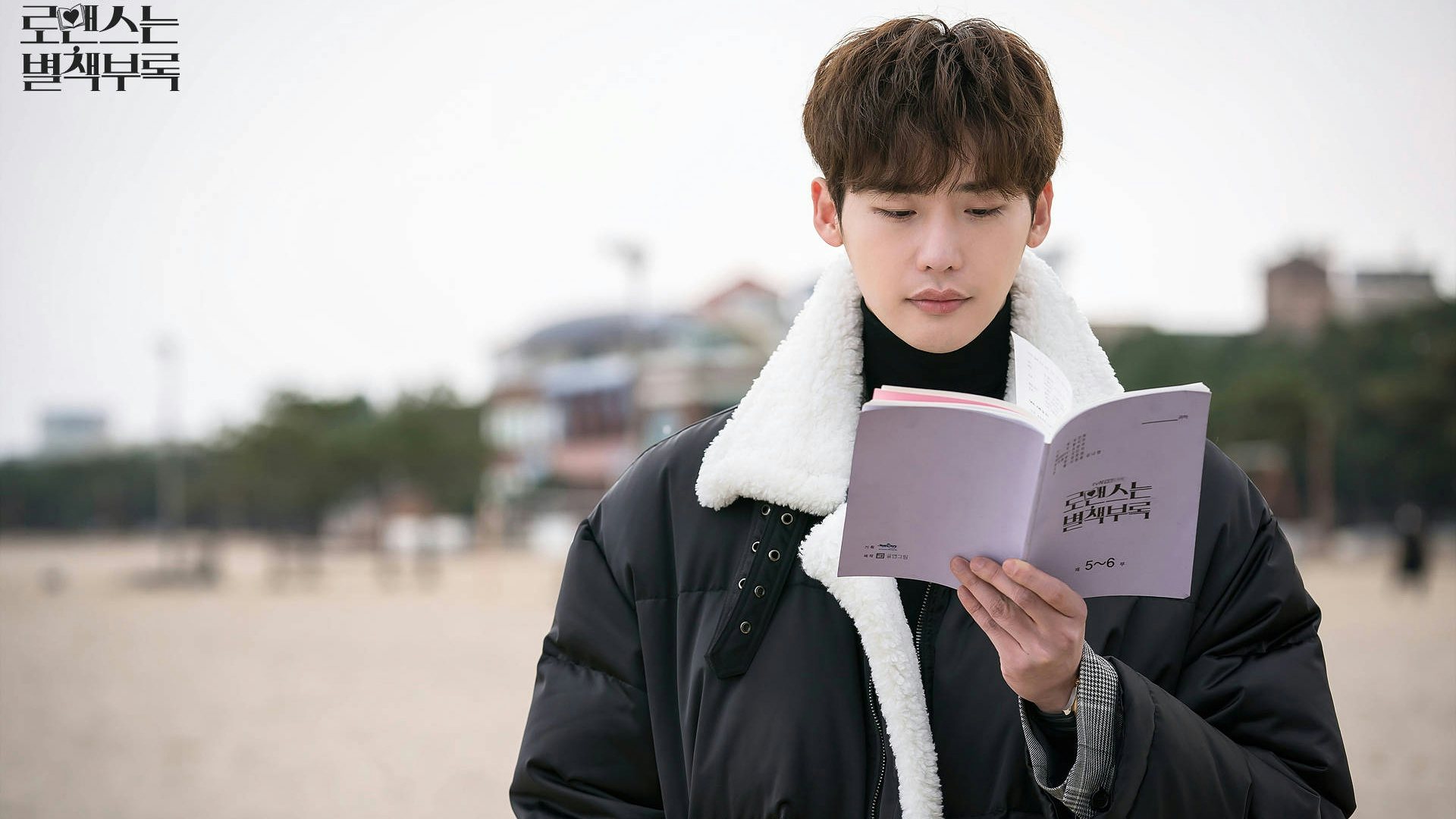 Make-up brand L'Oréal Paris officially appointed Korean actor
Lee Jongsuk its brand ambassador for China, which soon caused strong
netizen reactions. Photo: Courtesy of tvN, Netflix