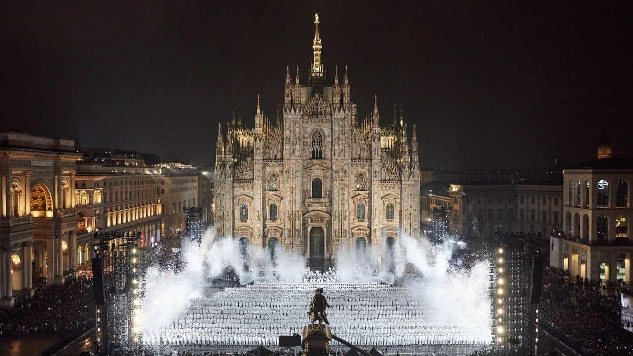 Moncler ignited the historical Piazza del Duomo in the heart of the city, with a performance directed by the avant-garde French choreographer Sadeck Berrabah (also known as Sadeck Waff). Photo: Courtesy of Moncler