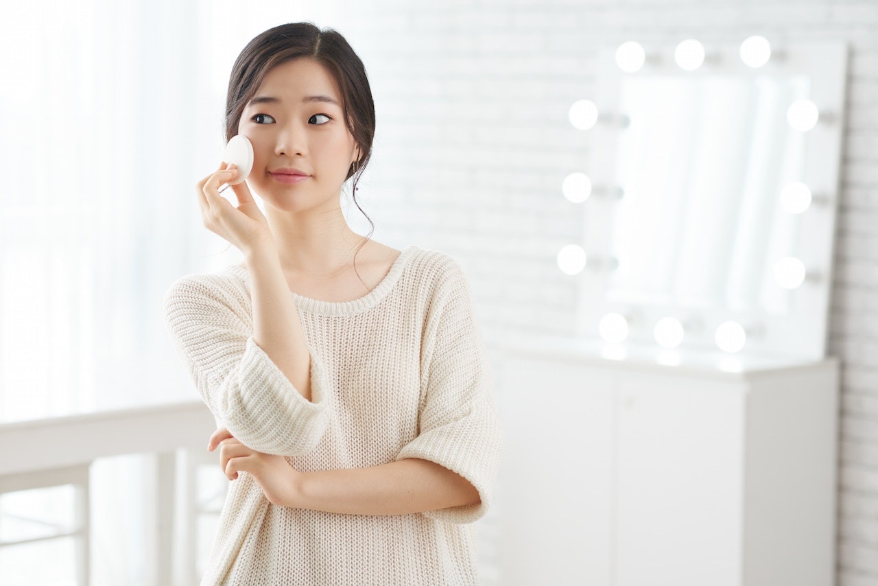 While the anti-aging sector in the West is in decline, it's thriving in China where women as young as 20 are spending a large portion of their income on serums and essences. Photo: Dragon Images/Shutterstock.com