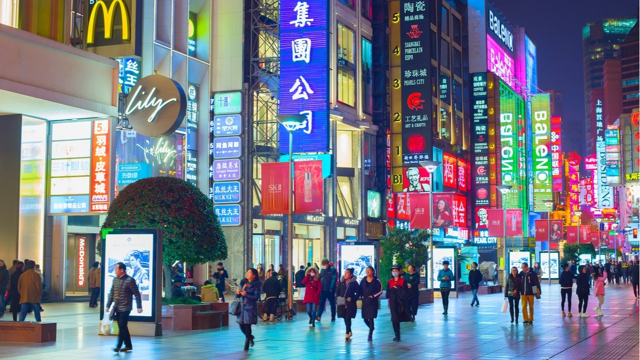 Months after the Shanghai lockdown, China’s retail sector has not fully recovered to pre-pandemic levels. What are the reasons and will a rebound happen? Photo: Shutterstock