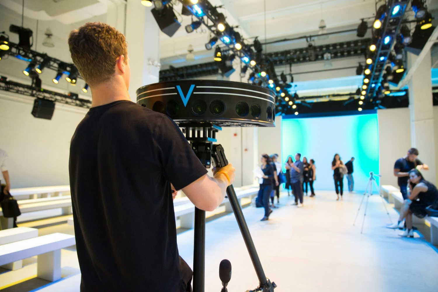 At New York Fashion Week, 13 designers teamed up with Intel and VOKE to live-broadcast their runway shows in full stereoscopic virtual reality. (Intel Corporation)