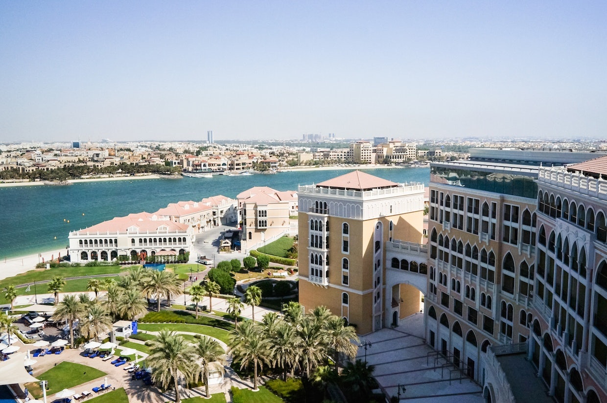 Ritz-Carlton Abu Dhabi. Image via Shutterstock.