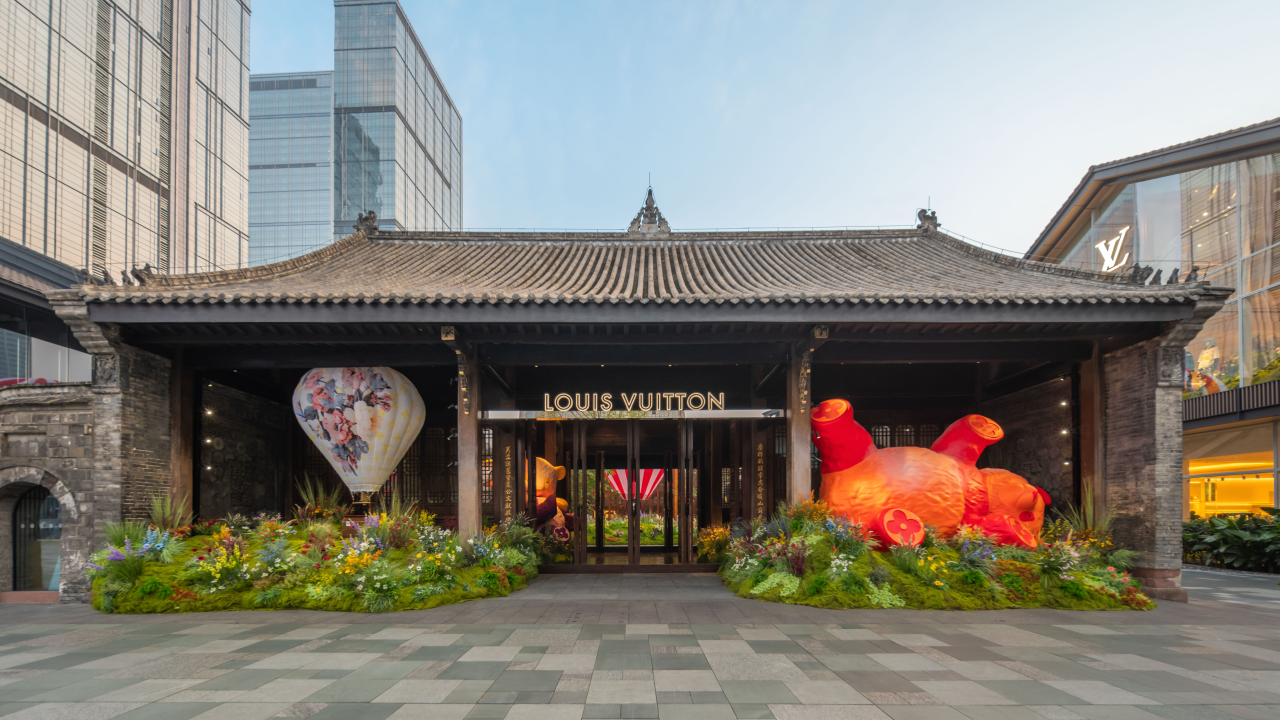Named “The Hall,” the restaurant is housed in the historic building of Guangdong Hall at Sino-Ocean Taikoo Li. Photo: Courtesy of Louis Vuitton