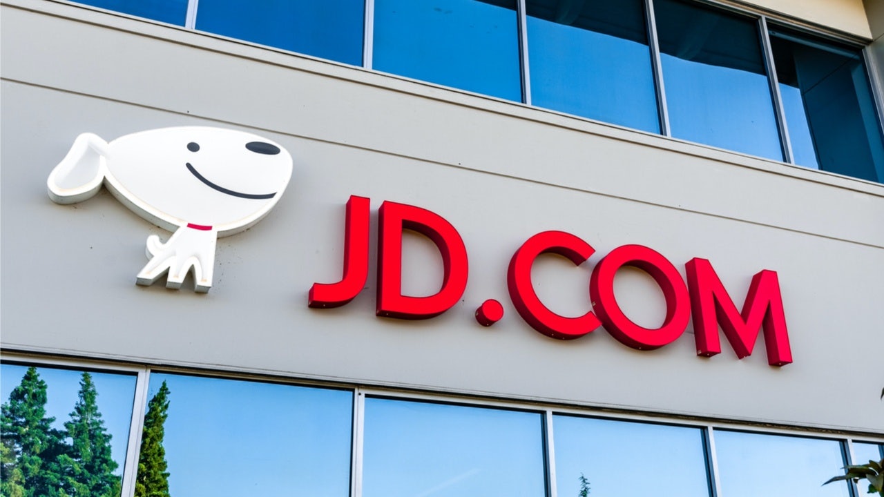JD.com published earnings for the second quarter on August 17, exceeding analyst expectations. Photo: Shutterstock
