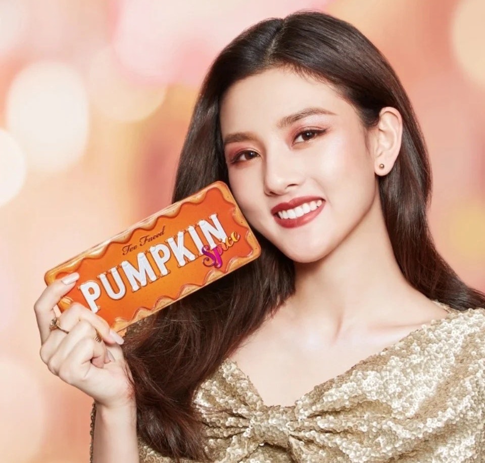 Too Faced appointed Lareina Song as a spokesperson in 2020. Photo: Too Faced's Xiaohongshu