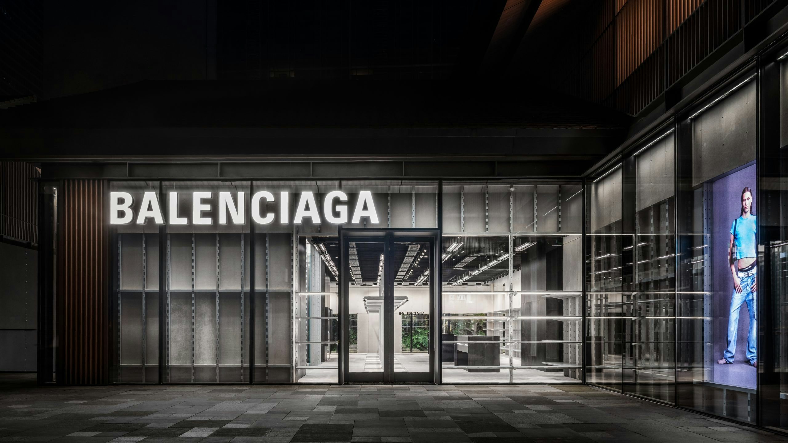 From revamped interiors to exclusive products, Balenciaga’s new flagship store in Chengdu offers an elevated retail experience to lure consumers back. Photo: Courtesy of Balenciaga. Photographer: Boris Shiu@AGENT PAY
