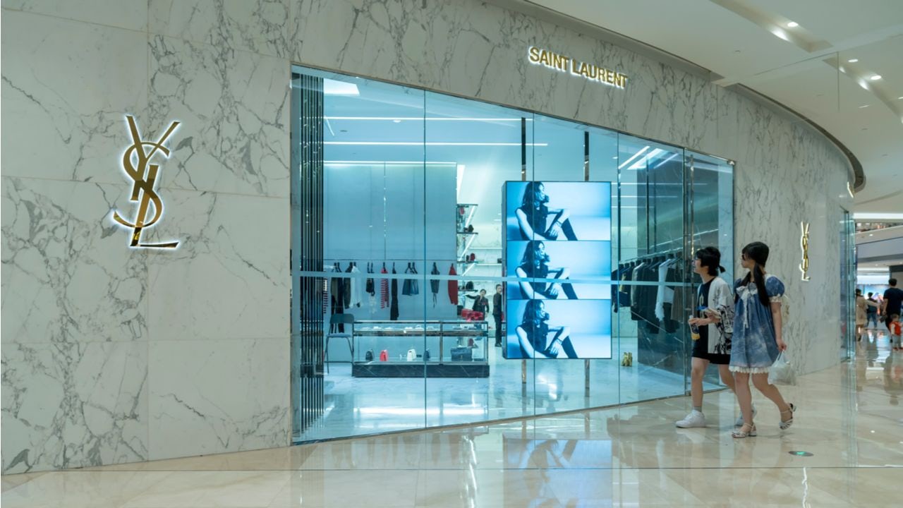 How Can Western Luxury Brands Navigate China Now?