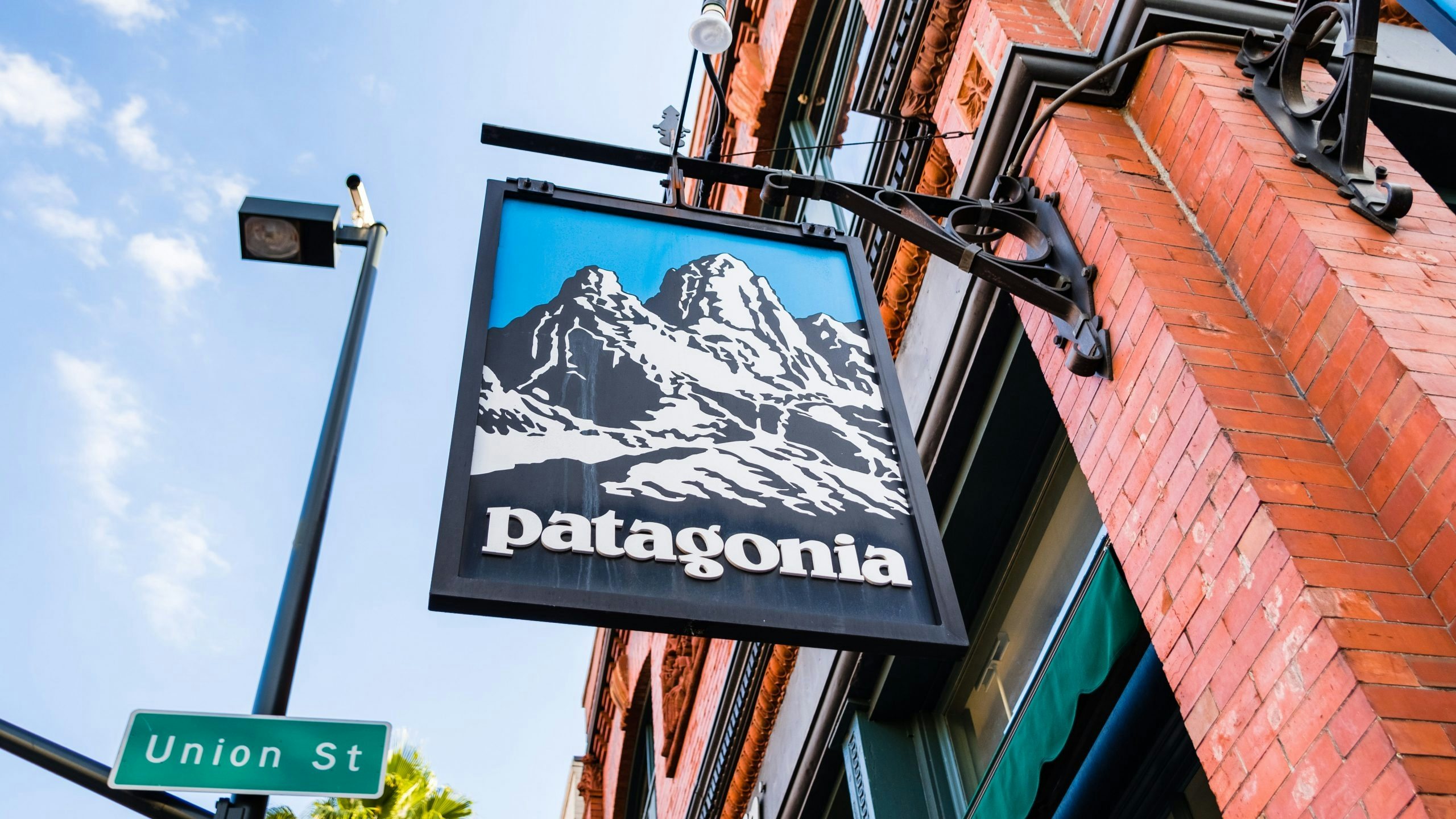 Patagonia is sticking to its anti-consumerism stance and discouraging Chinese consumers from purchasing new products during this year's 618 shopping festival. Photo: Shutterstock