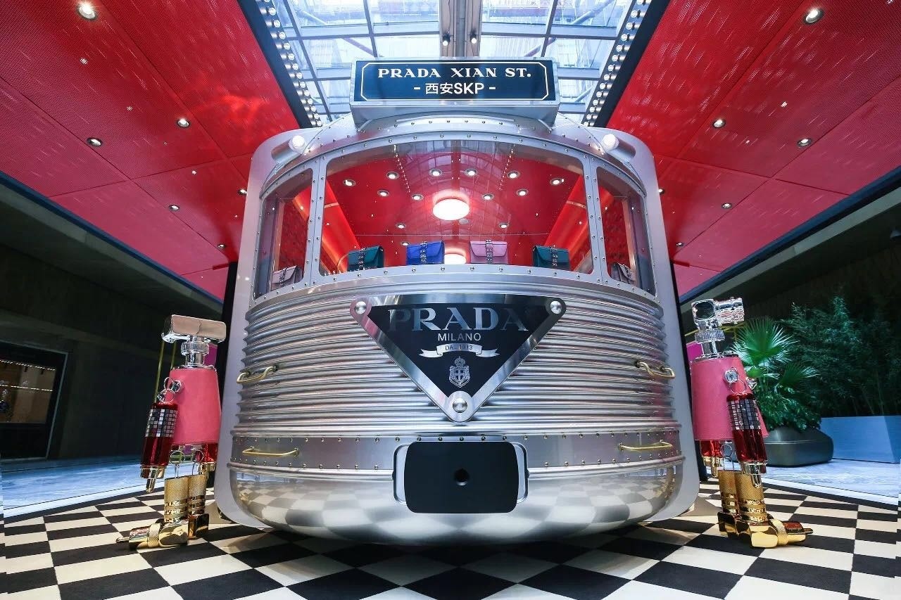 Prada debuted a new pop-up store in SKP Xi'An.
