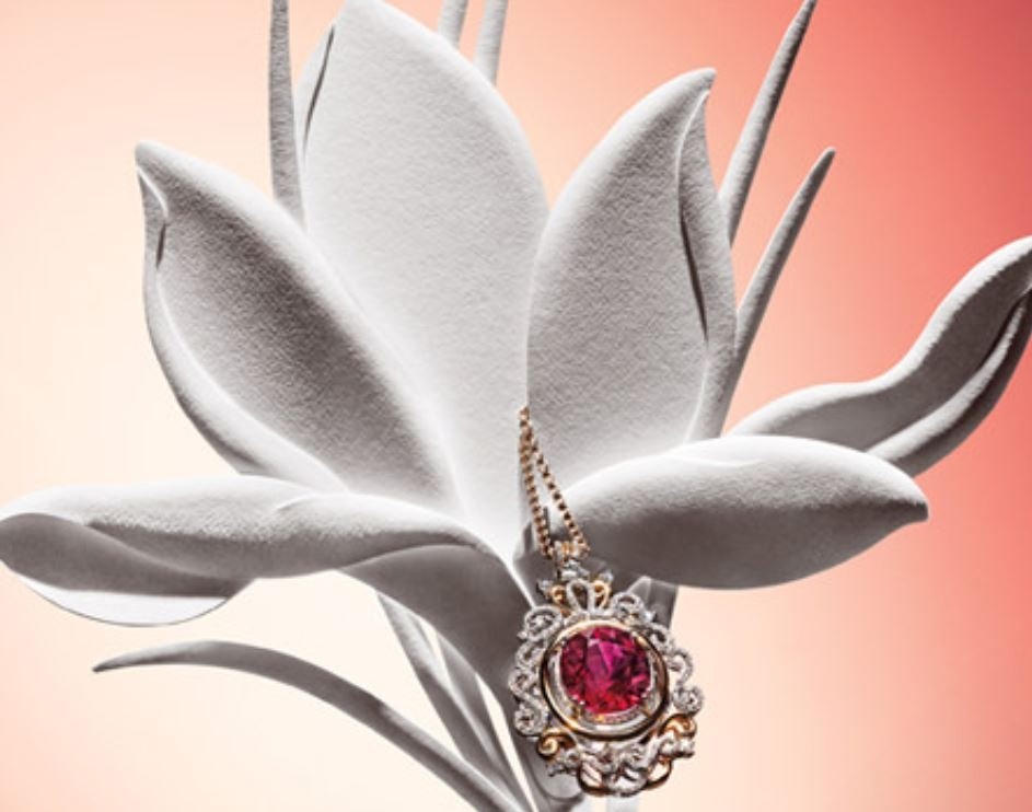 Lao Feng Xiao jewelry. Photo: courtesy of the brand's website