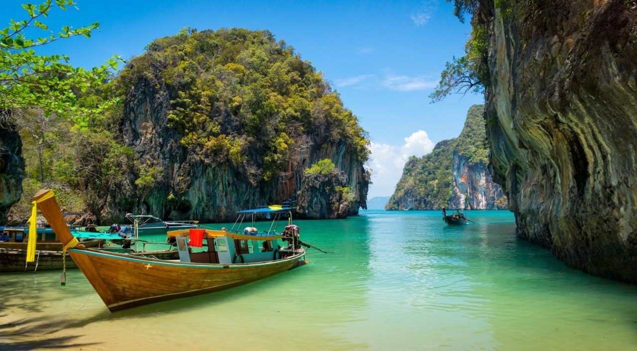 Thailand is one of the top destinations for Chinese travelers during the "mini-peak" of Christmas travel season. Photo courtesy: Shutterstock