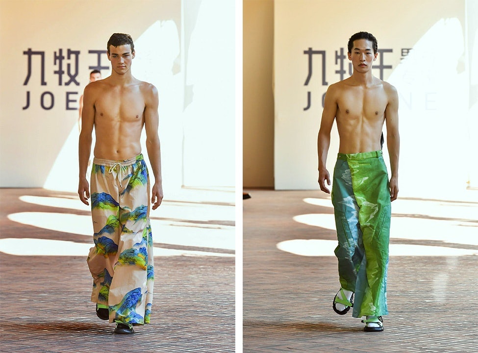 Joeone's pants are inspired by a painting of Chinese landscapes. Photo: Joeone's Weibo