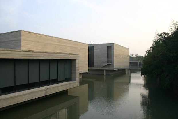 A back view of the Mu Xin Art Museum. (Jing Daily)