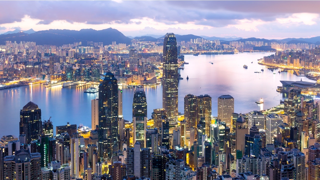 A recession is alarming Hong Kong’s overseas investors and the local business community. But will the city’s real estate market ever bounce back? Photo: Shutterstock